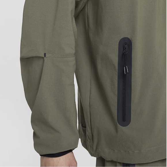 NEW Nike Tech Woven Windbreaker Jacket Men's Medium - Picture 5 of 12